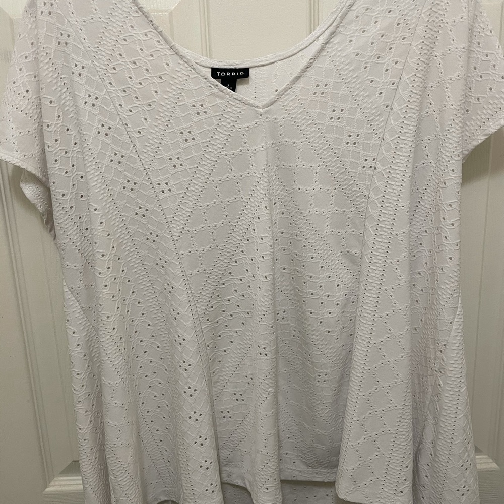 Torrid Size 1 Crochet White Blouse